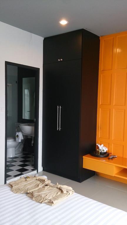 De Ja Moon Hostel Csiangmaj Szoba fotó