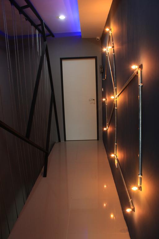 De Ja Moon Hostel Csiangmaj Kültér fotó