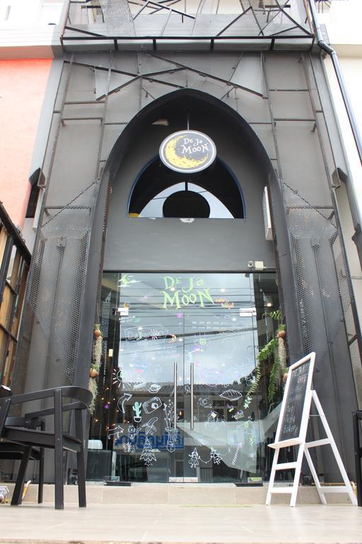 De Ja Moon Hostel Csiangmaj Kültér fotó