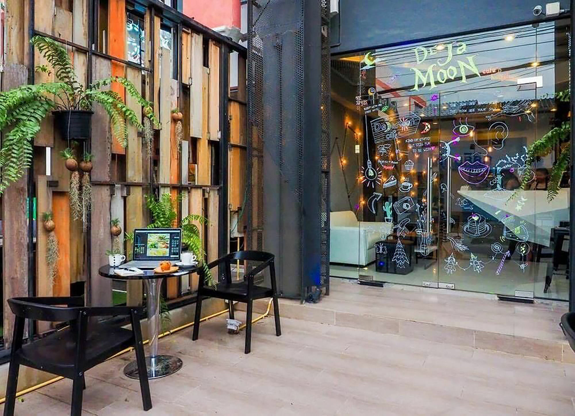De Ja Moon Hostel Csiangmaj Kültér fotó