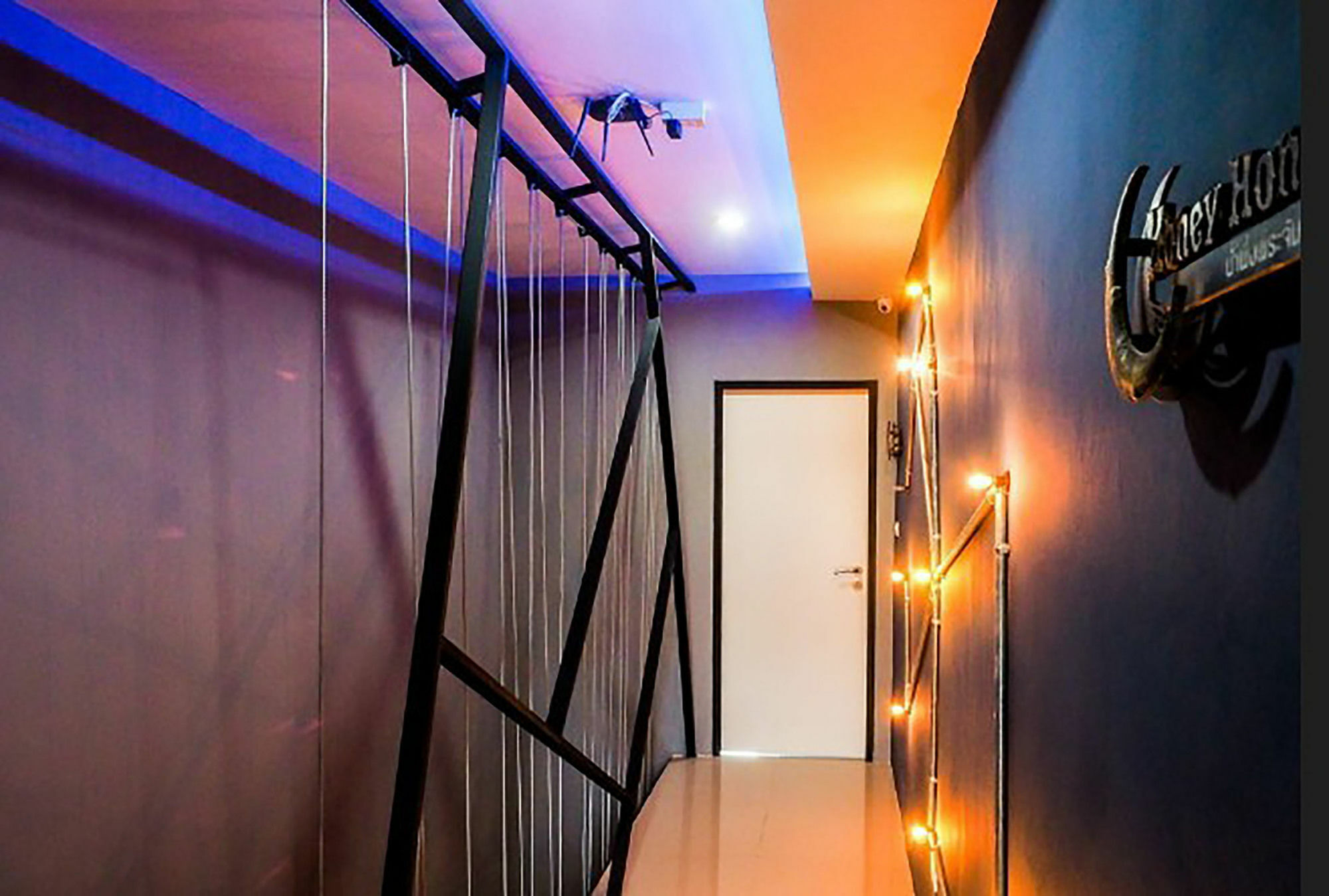 De Ja Moon Hostel Csiangmaj Kültér fotó